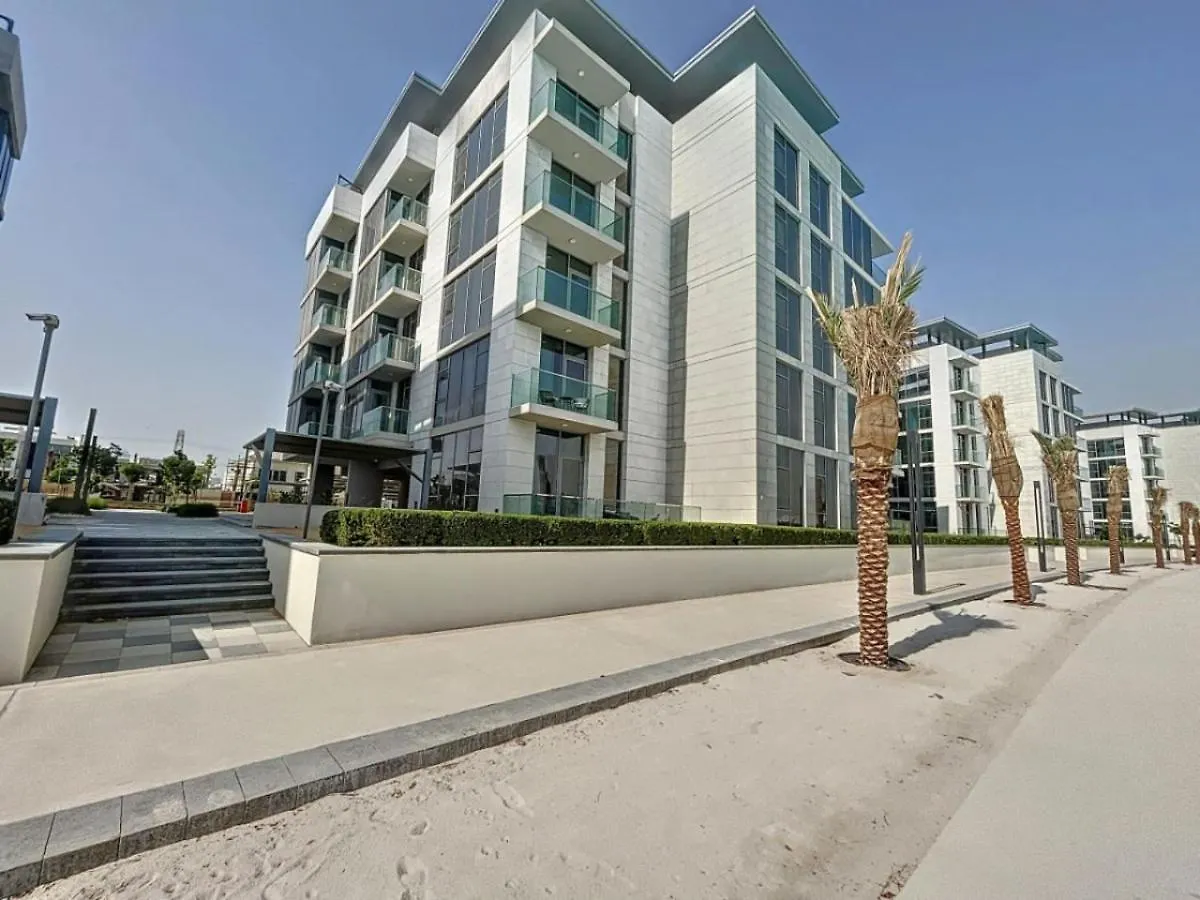 Apartment District One - Incredible Three Bedroom Dubai